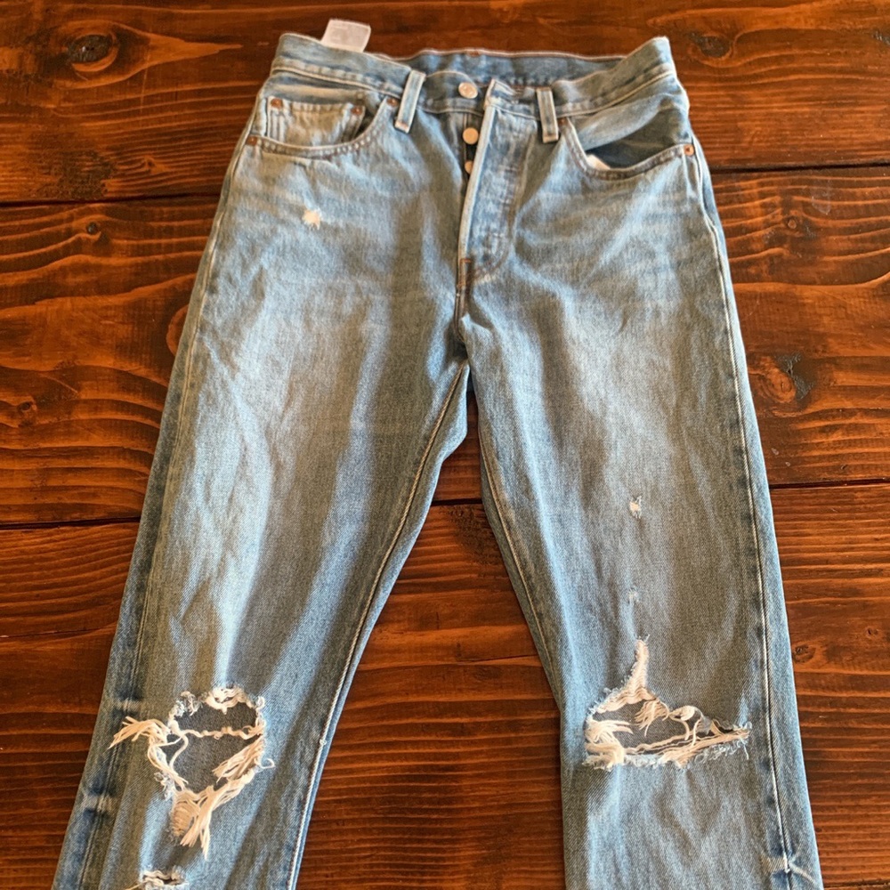 super cute vintage levi jeans